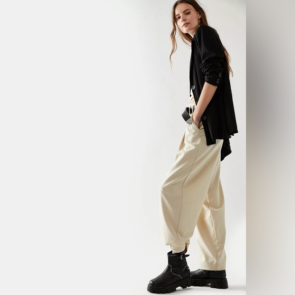 Free People Ludlow Studded Moto Boot Size 39 or 9 NWT - Picture 6 of 15